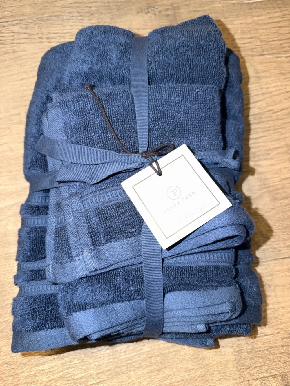 ESSEX PARK 4 Piece Towel Set Dark Blue BRAND NEW Cotton - Picture 6 of 7